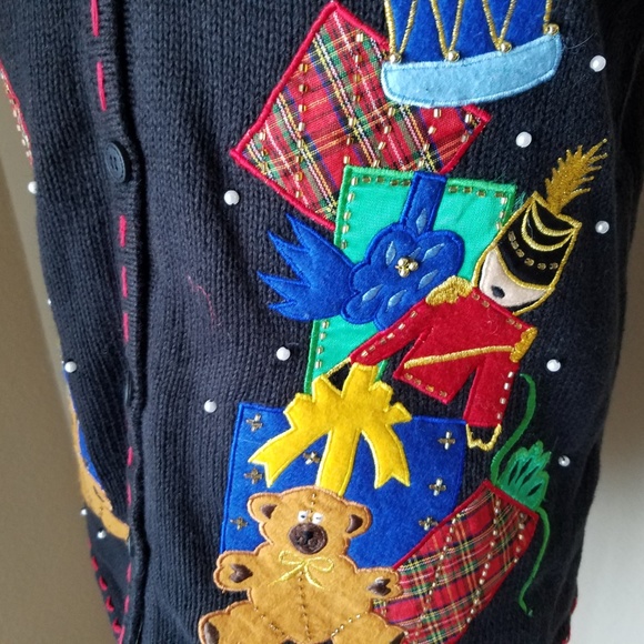 Bobbie Brooks Christmas Knit Sweater Vest - Picture 4 of 8